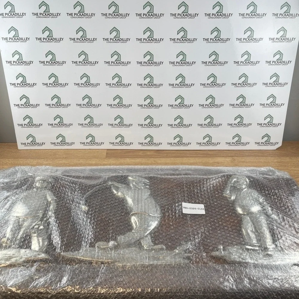 Vintage 3D Golf Wall Plaque Large Wood & Pewter Metal Figures 33.5